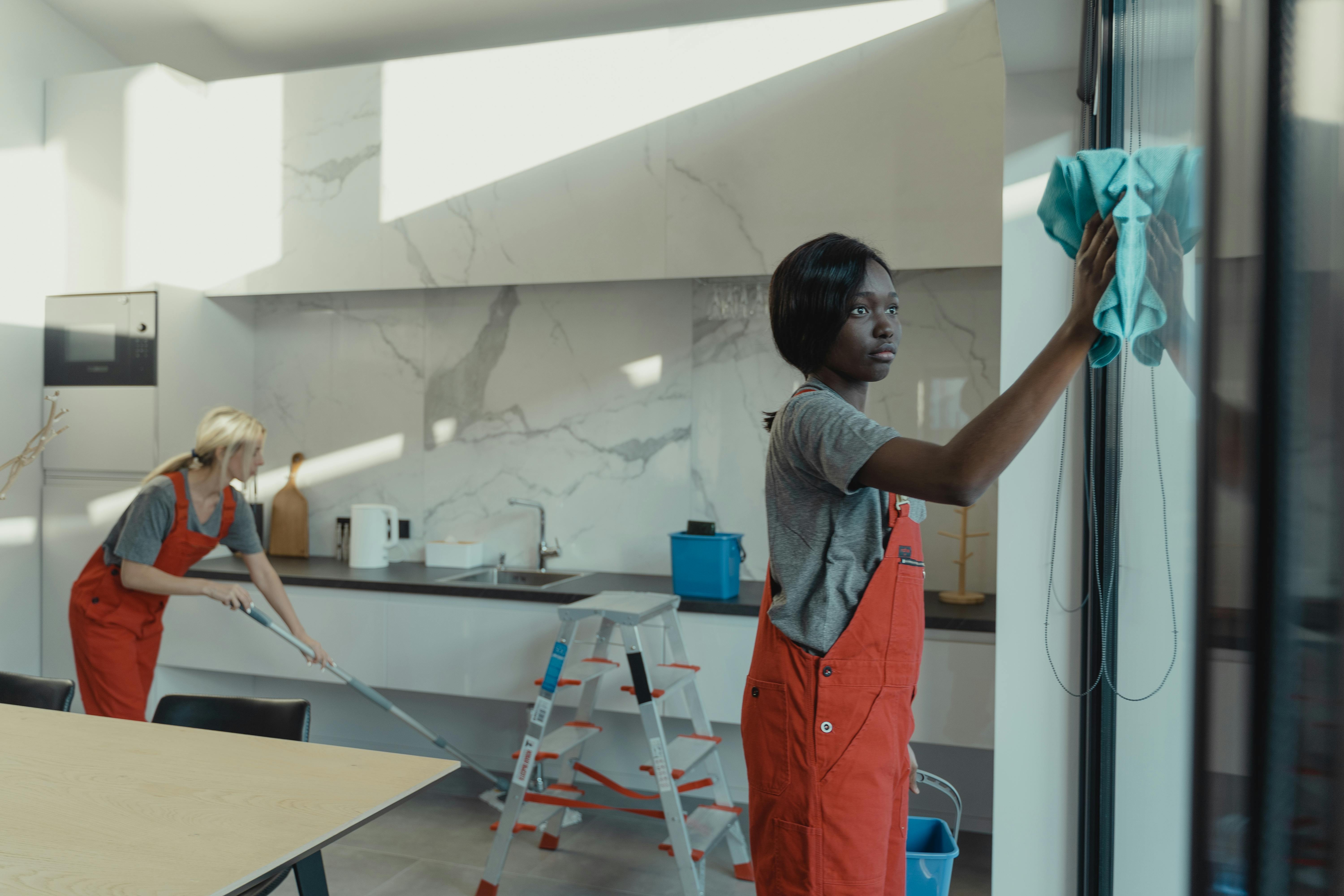How to choose a trustworthy cleaning service Seattle